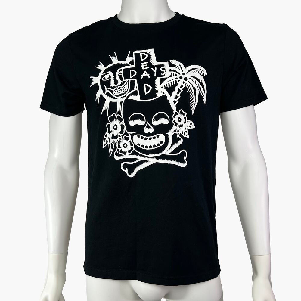 NWOT TBAR X COTTON ON Dead Days Island Graphic Print Tee (Black | Size M)